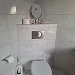 Modernes Mit Balkon Διαμέρισμα *
