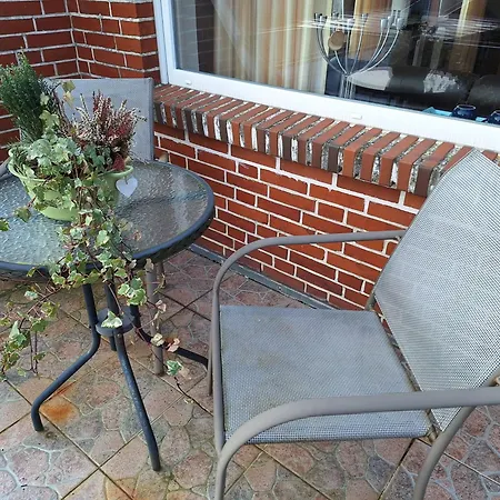 Modernes Mit Balkon Apartment